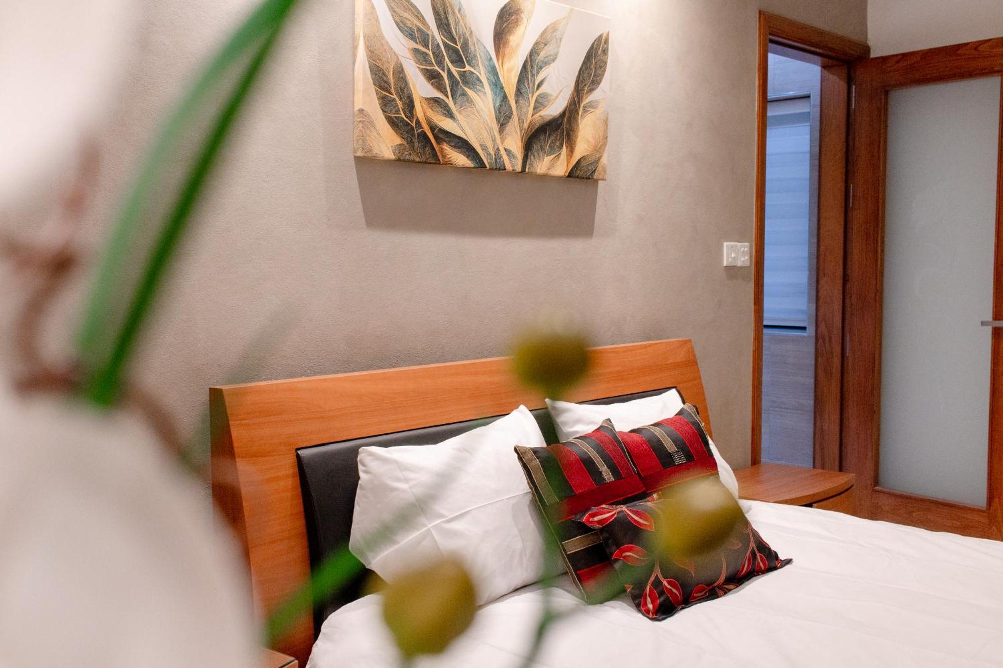 Stylish Corner Maisonette - Sunflower Birkirkara